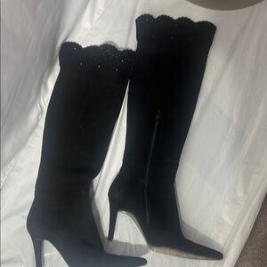 Stuart Whitman Black Over Knee Heeled Suede Boots size 7.5M